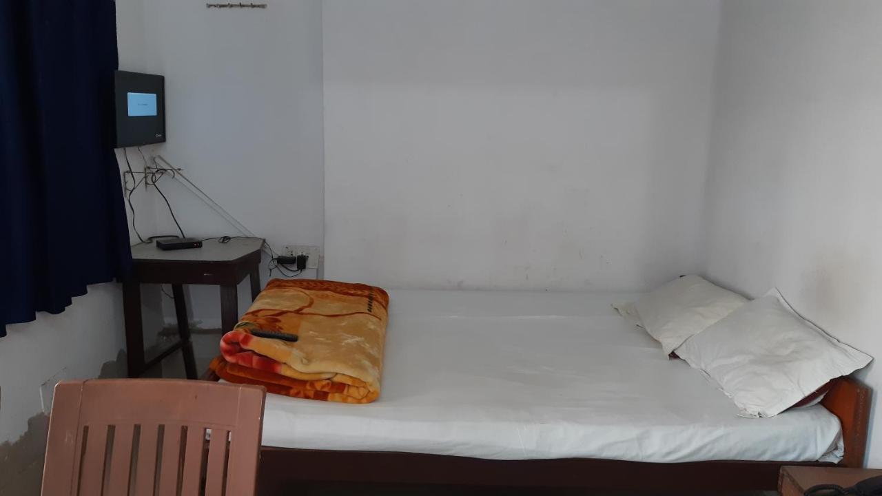 Hotel Yuvraj Patna  Bilik gambar
